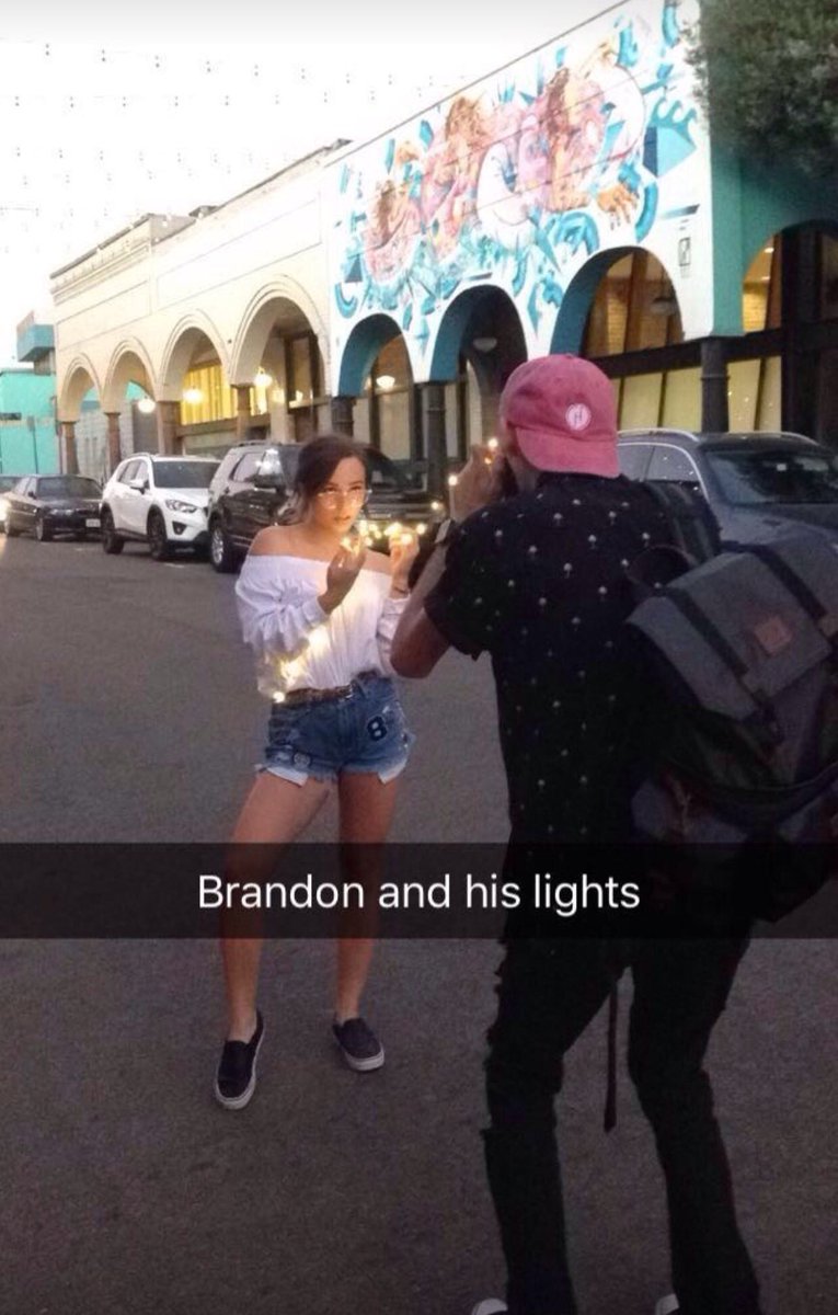 Brandonwoelfel's tweet image. Photo of me taking a photo