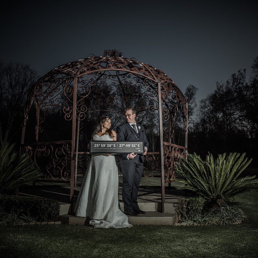 Neil &amp; Laura's beautiful moment in time was captured with some beautiful location art. This is where everything beg…