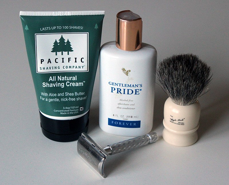Caltex_98's tweet photo. Sunday #shaveoftheday: #GilletteTech @pacificshaving, @ForeverGlobalHQ #vulfix514 #TomyRazorblade Very nice result! https://t.co/aEwU6M3GVc