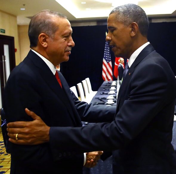 tcbestepe's tweet photo. Cumhurbaşkanı Erdoğan, ABD Başkanı Obama ile Görüştü https://t.co/CQNx6o6NBx https://t.co/mIaCMGO2Tc
