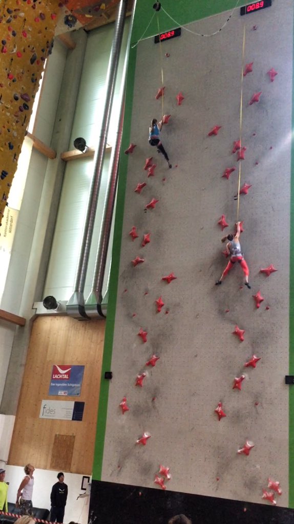 mathieuceron's tweet image. Very nice atmosphere during our first ever speed competition!!#EYCmitterdorf @NKBV @MedicortFysio