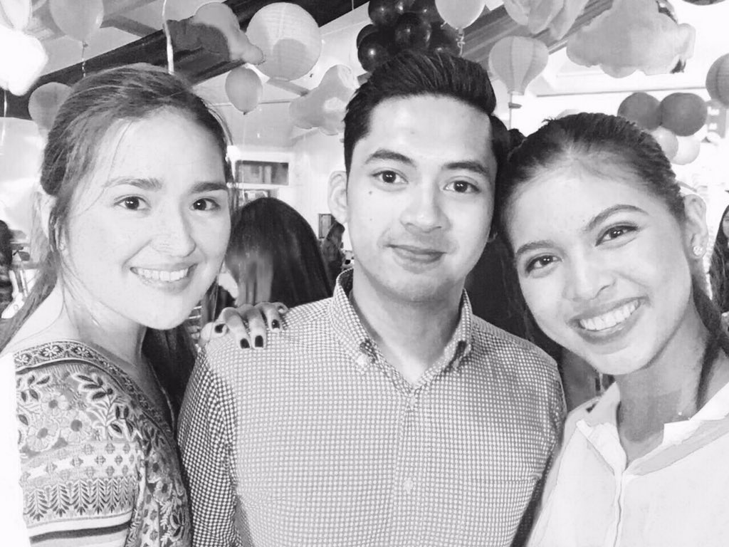 mikevcruz's tweet photo. Let's be happy. Let's be lucky. https://t.co/GwuzCttjUg