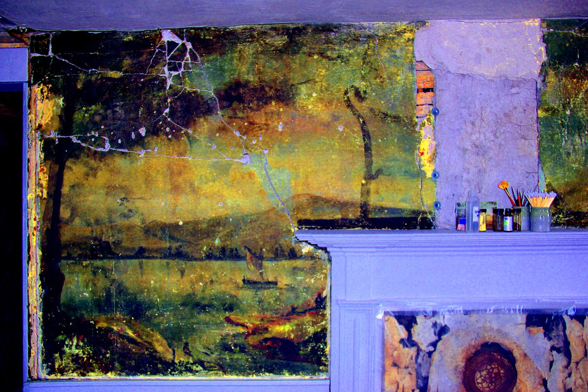 annshaftel's tweet photo. Examination of diverse painting layers, pigments used to create them #SinclairInn @odellmuseum Thank you @ConservArt https://t.co/12GkmMV6Jk