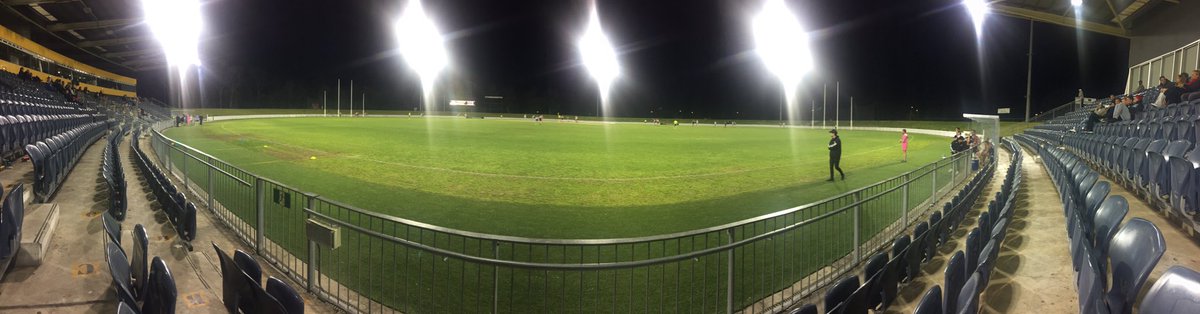 ThatCarlaK's tweet photo. North Shore for the win! #HonourTheBomber @northshorefc #oneforBarry https://t.co/01I4wpjSmR