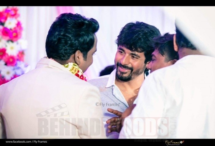 Siva_fc's tweet photo. Happy married life @AthiradiHari brother; have a happy life ahead bro💐💐💐 https://t.co/2poKAwOhMi