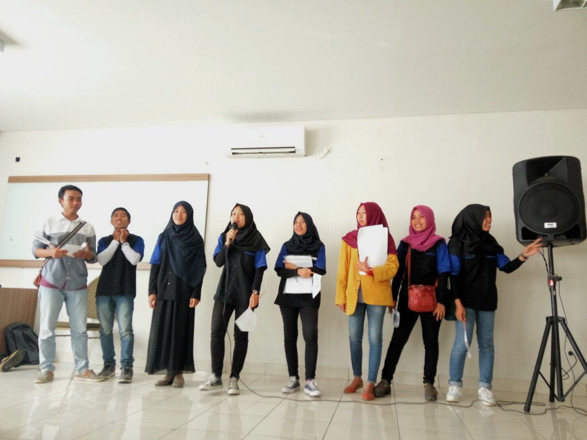 UKM KAMUS tweet media