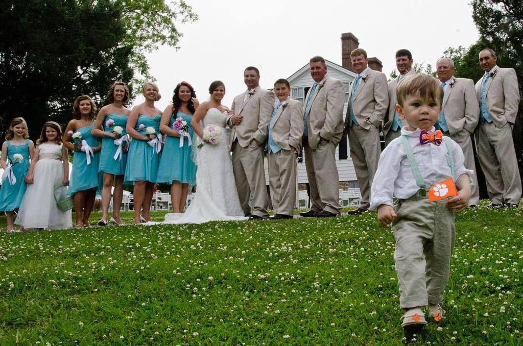 CompleteWayne's tweet image. College football is here!! What a great start! 
#footballisback #collegefootball #footballwedding #clemson #clemson…