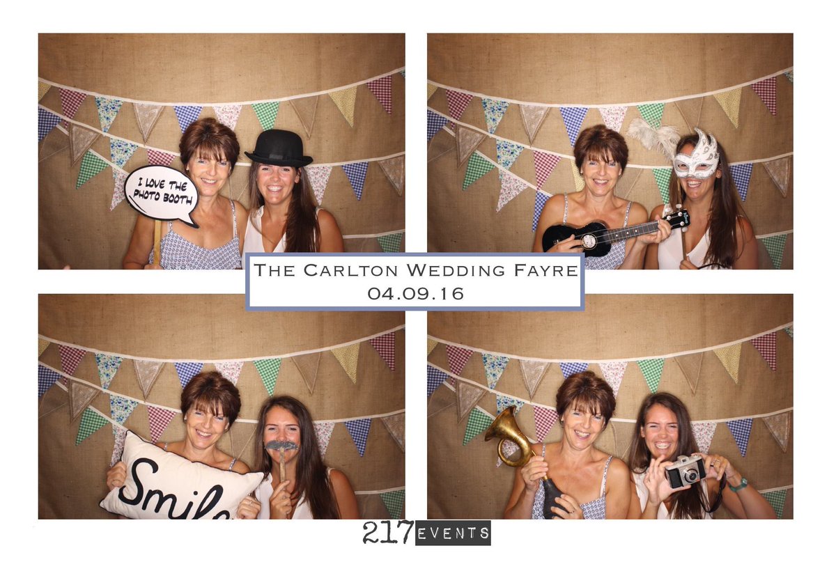 217EventsTeam's tweet image. Happy boothy Sunday people #photobooth 
#eventprofs #wedding #vintage #217events #Bournemouth