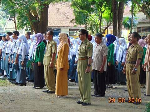 safrudd's tweet photo. Upacara di Smada Plp https://t.co/SIRitVzXAe