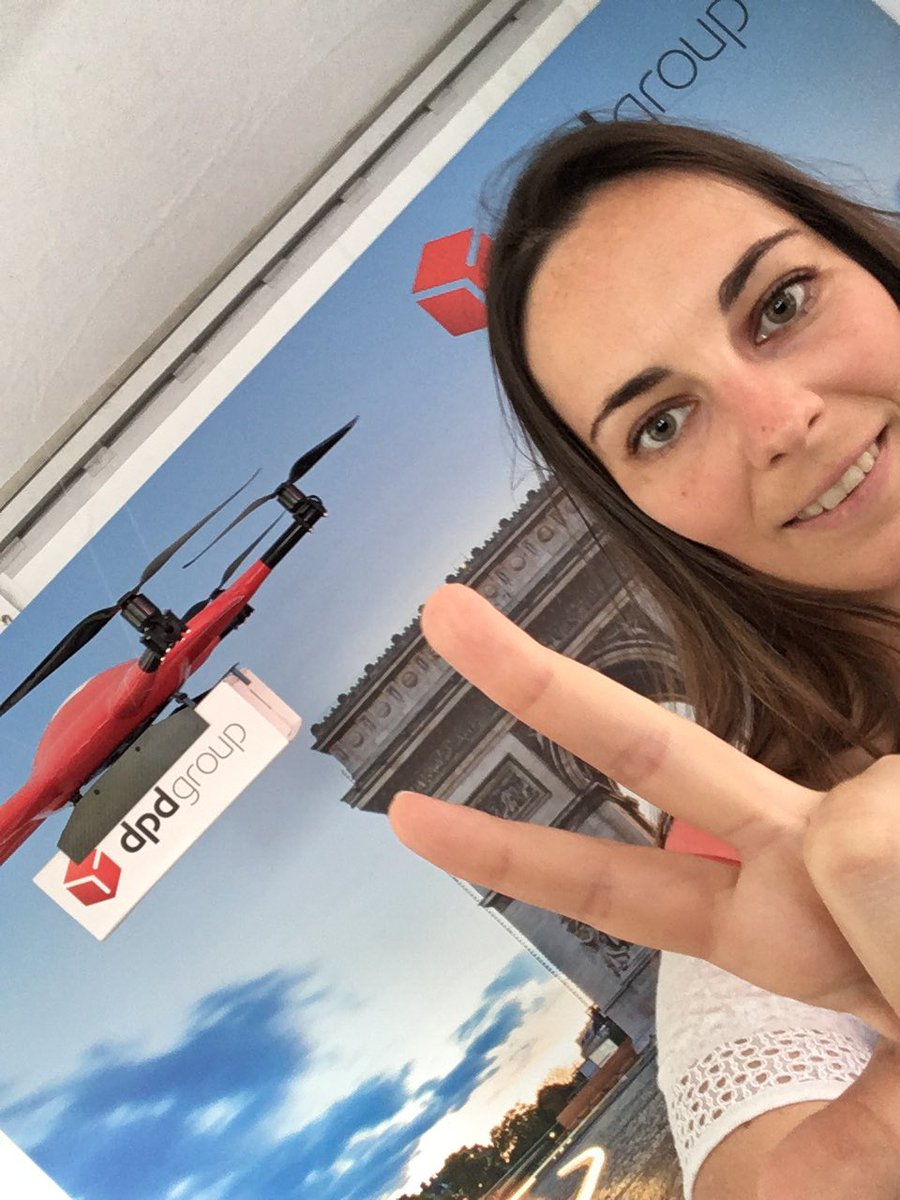 ChouCBC's tweet photo. #MyDPDdrone super idée la livraison par drone !! #ParisDroneFest https://t.co/6ErLxkUytG