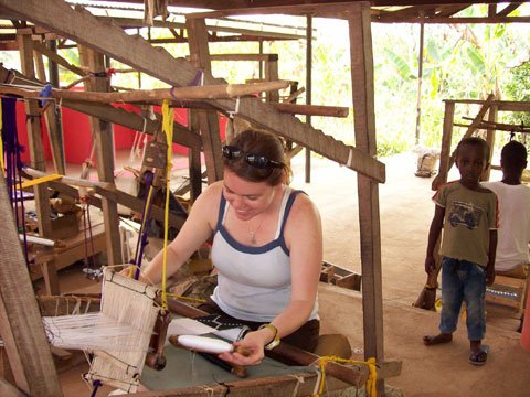 destination_gh's tweet photo. ADANWOMASE KENTE WEAVING

Adanwomase is a kente weaving village in the Kwabre East District of the Ashanti region. https://t.co/Sepfv42oqh