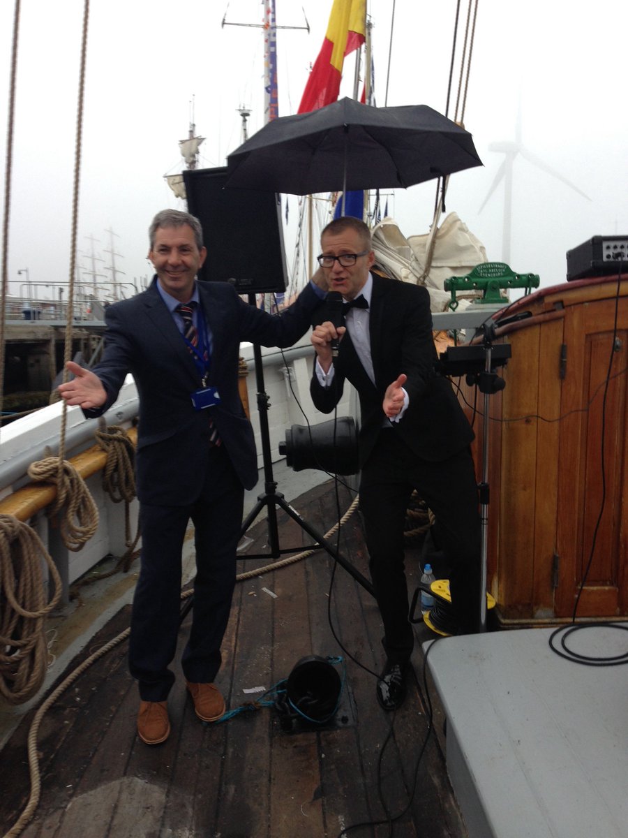 @fratellispont See you at the NE's finest Italian on Thurs 29th Sept from 7pm

petebrownsinger.co.uk