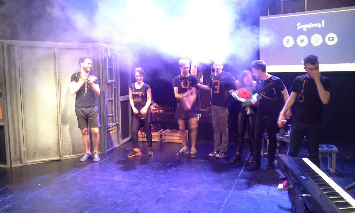 Lo que me reí ayer en <a href="/SIMONDIEU/">SIMONDIEU</a> !! X diosss!! que grosos!! 👏👏👏 <a href="/MarcosRauch/">Marcos Rauch</a>