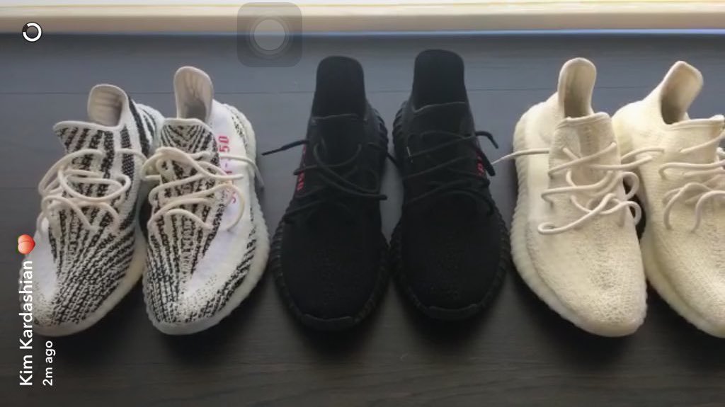 Yeezy Boost 350 v2 'Bred' Size US 9