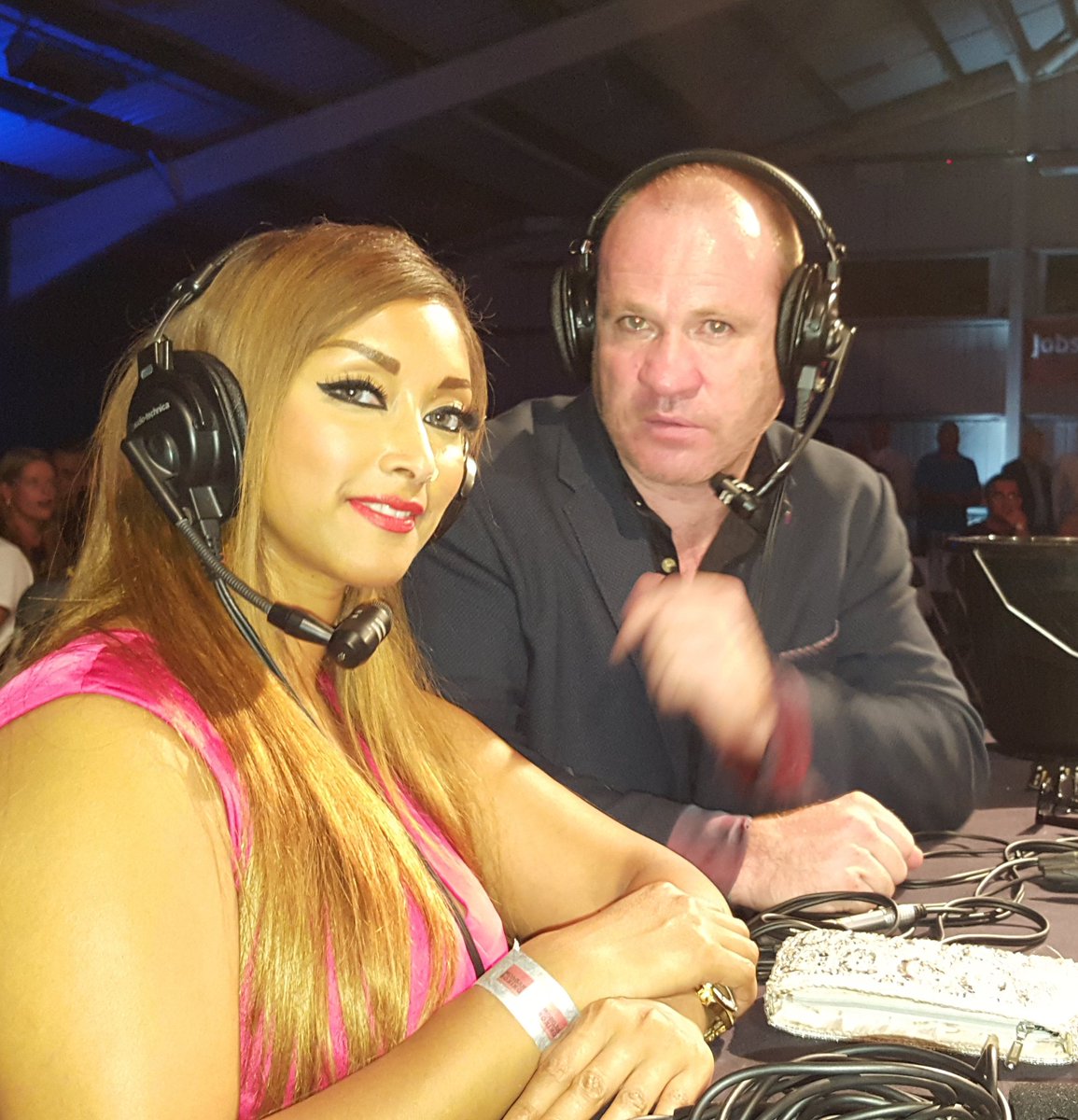 Co-commentating <a href="/golden_boxing/">Golden Gloves Boxing</a>  <a href="/dannymorgan82/">Danny Morgan</a> #ringsideinterviewer #versace #boxing #boxers #boxingheads #box
