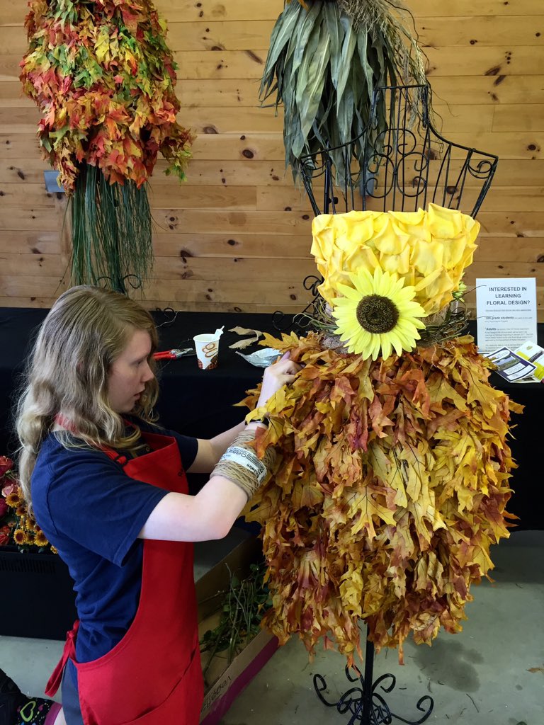 Region6Gardens's tweet photo. Demonstrating at Goshen Fair this weekend! https://t.co/U6I5ansqEL