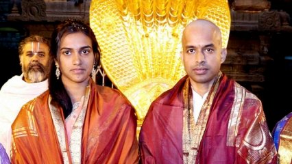 P V Sindhu, Gopichand visit Tirupati shrine