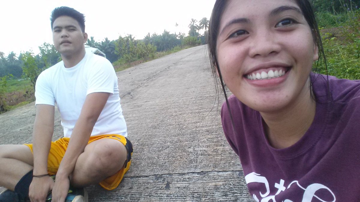 MkentU's tweet photo. @nessiaah imissyou 😙 https://t.co/XMYBLTLjeY