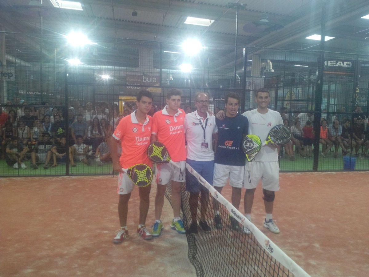 Campeones de España sub18! Buen torneo jugando a un gran nivel. ganams la final a rico-ginel 63 76! Mucho <a href="/javi_GB1/">Javier González</a>