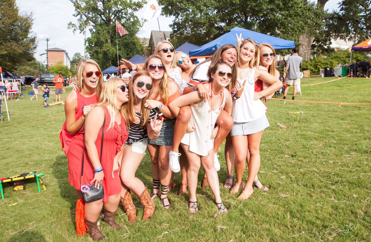 SK 💙s Auburn Football!!