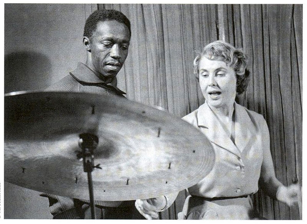 New York, 1956: Rita Reys &amp; Art Blakey at Columbia Studios, recording The Cool Voice of Rita Reys #jazz #artblakey