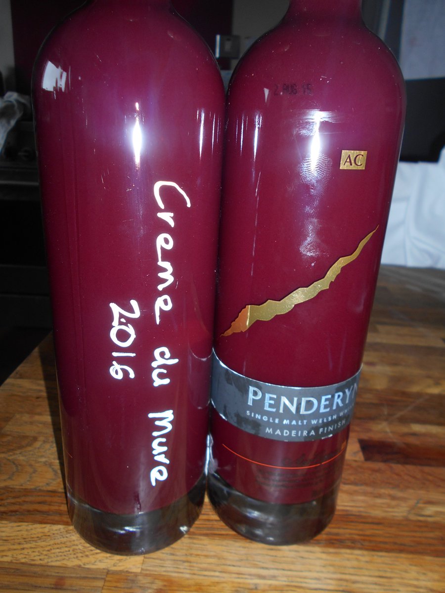 CaerwynAsh's tweet photo. reused @PenderynWhisky bottles to make #CremeDeMure with surplus blackberrys #FiveVodka for cocktails and #Prosecco https://t.co/PXLnihk2OO