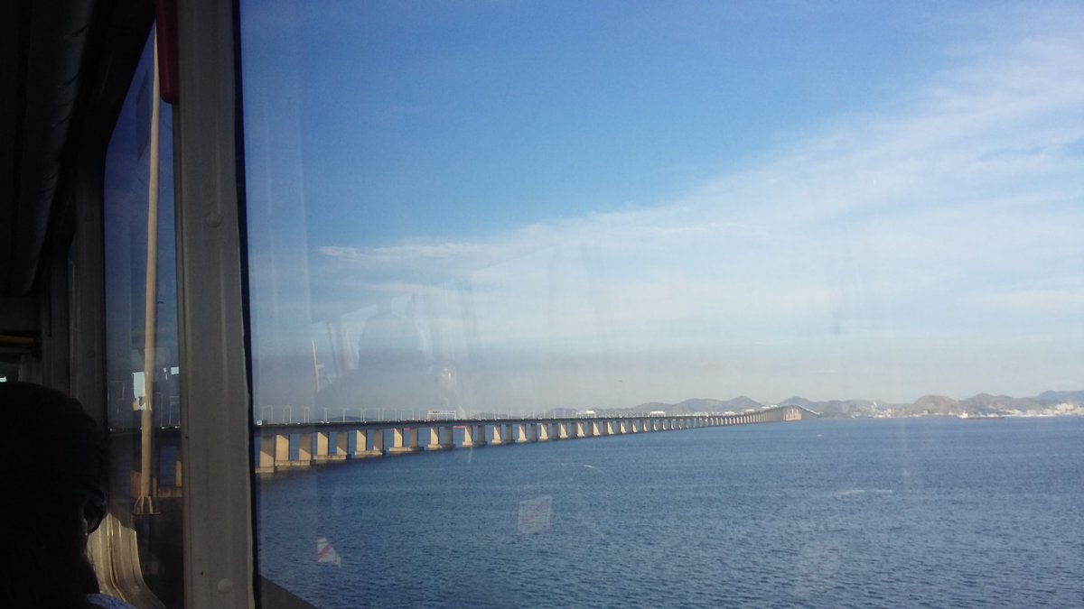vaninhaRecife's tweet photo. A Ponte e a baía da Guanabara linda @_ecoponte @LeiSecaRJ @RioBusOficial  @SeLigaNiteroi https://t.co/426IULoI91