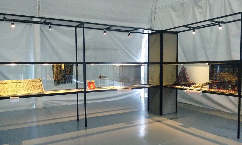 MiMuseoIndigena's tweet photo. Quedan solo unas horas para visitar la #FCI2016, ¡no te pierdas nuestra expo "Tlamatinimes contemporáneos"! @CDI_mx https://t.co/nFbAx6B5vN