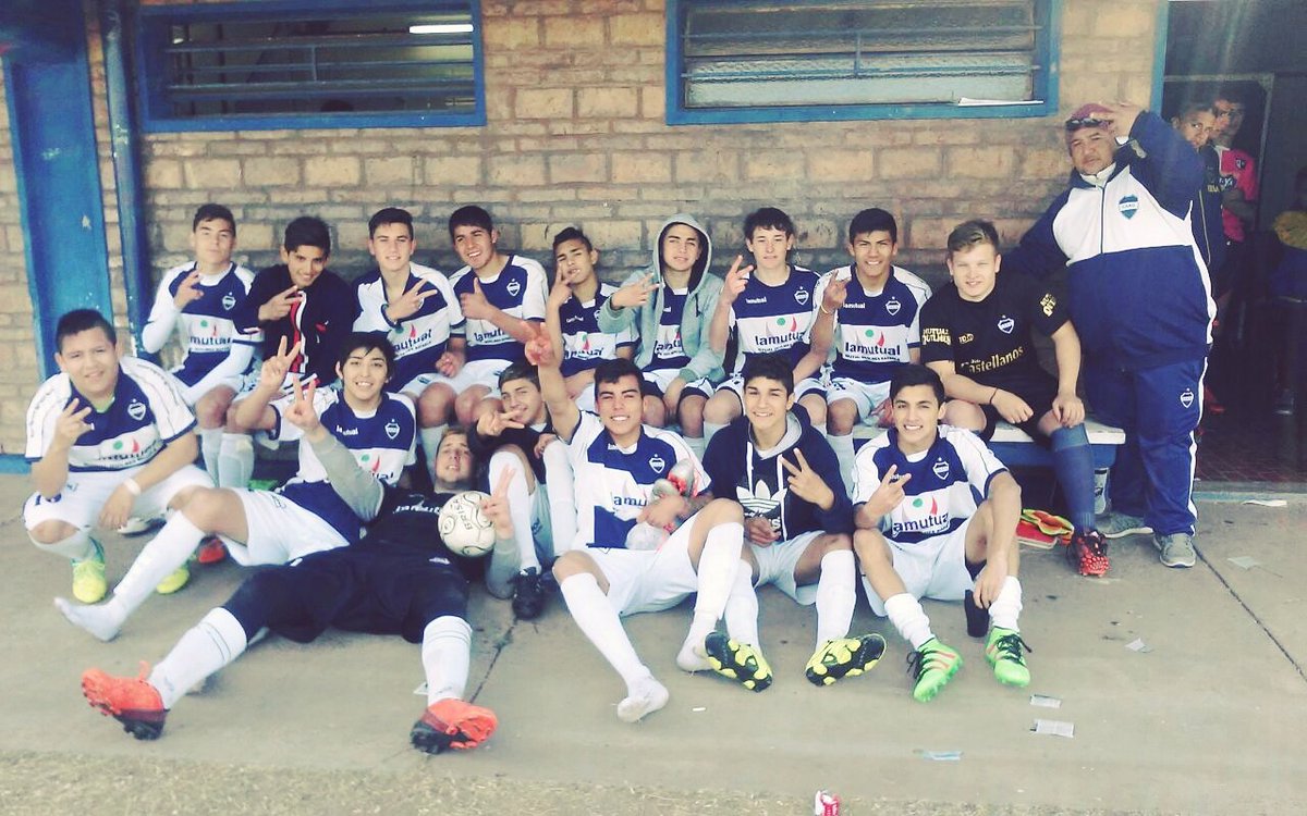 jona_ramirez97's tweet photo. Contala como Quieras Pecho Frioo ✌⚽😘
#CaaQ❤ https://t.co/4QamAmWP5v