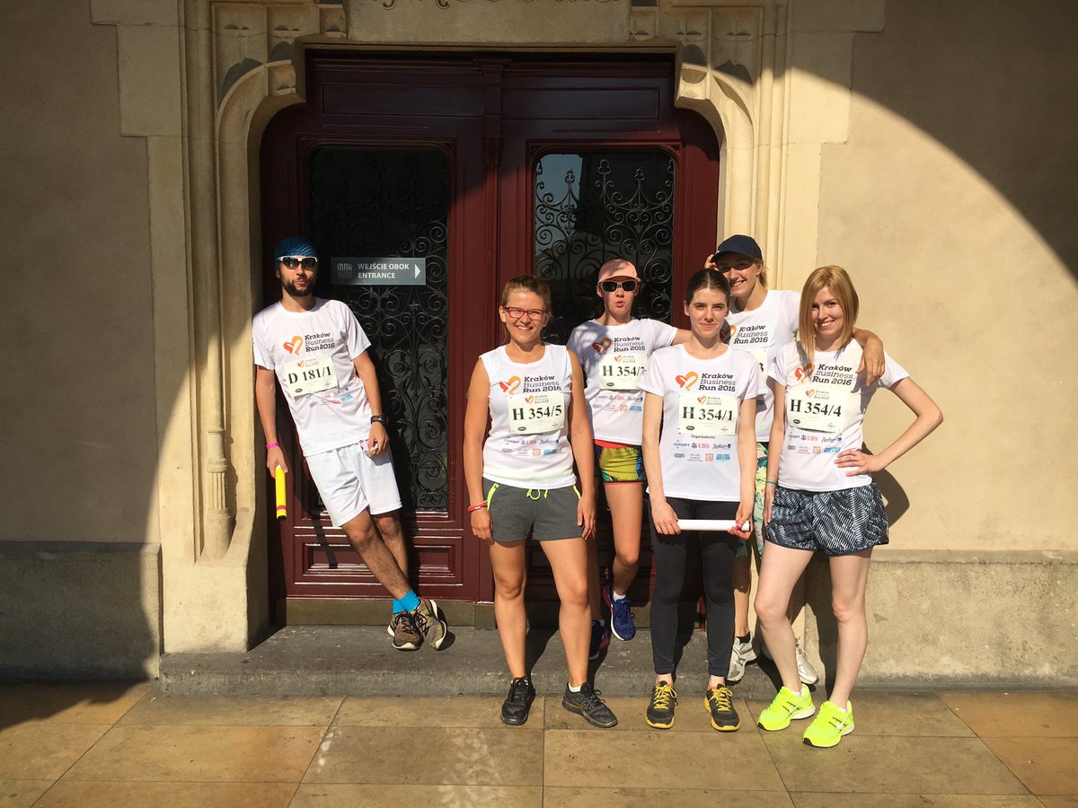 MirekCos's tweet photo. Pontoon Poland did some kms for Aga and Rafał today in a charity relay run organized in Cracow #pontoonteamwork https://t.co/dK7ZUsjqqm
