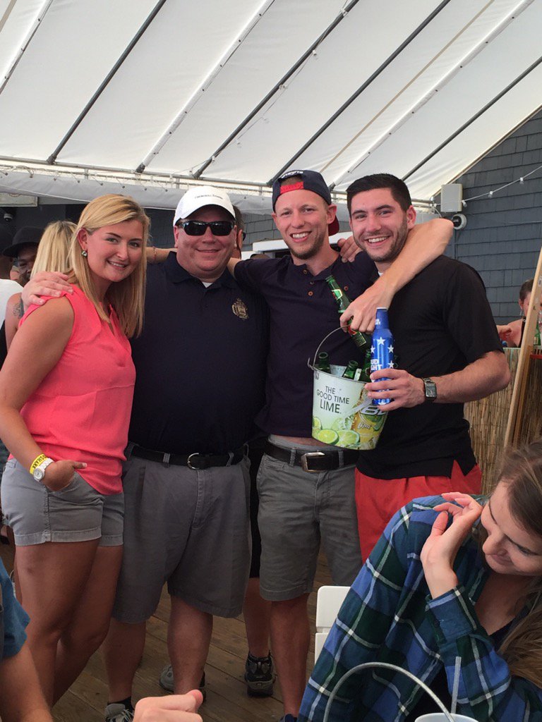 Dodieto4's tweet photo. Great day great friends!!! @TWCNR @RayRichardsonJr @BaileyDrouin #peaksisland #joneslanding #thelanding https://t.co/n09TbyBy6g