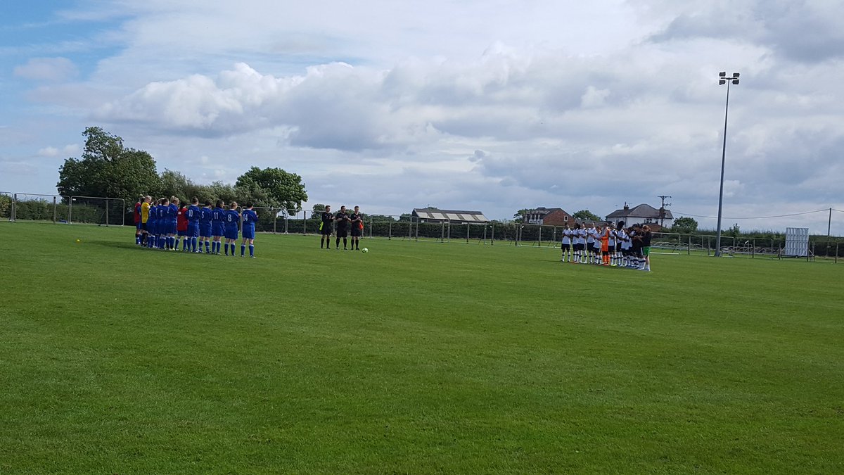 SCWLFC's tweet photo. @DerbycountyLFC v @SCWLFC minute silence for Zoe Tynan. RIP https://t.co/MOKUfnPVaE