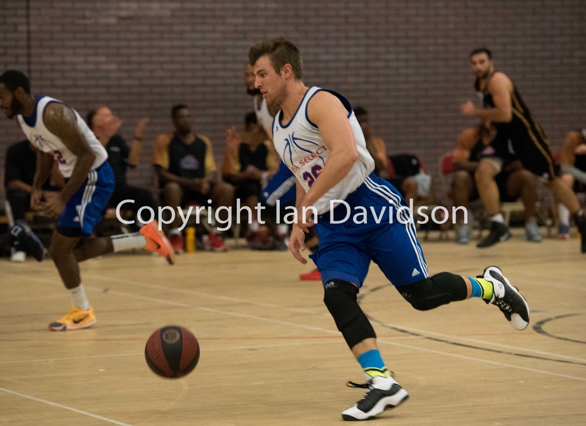 Ian Davidson tweet media