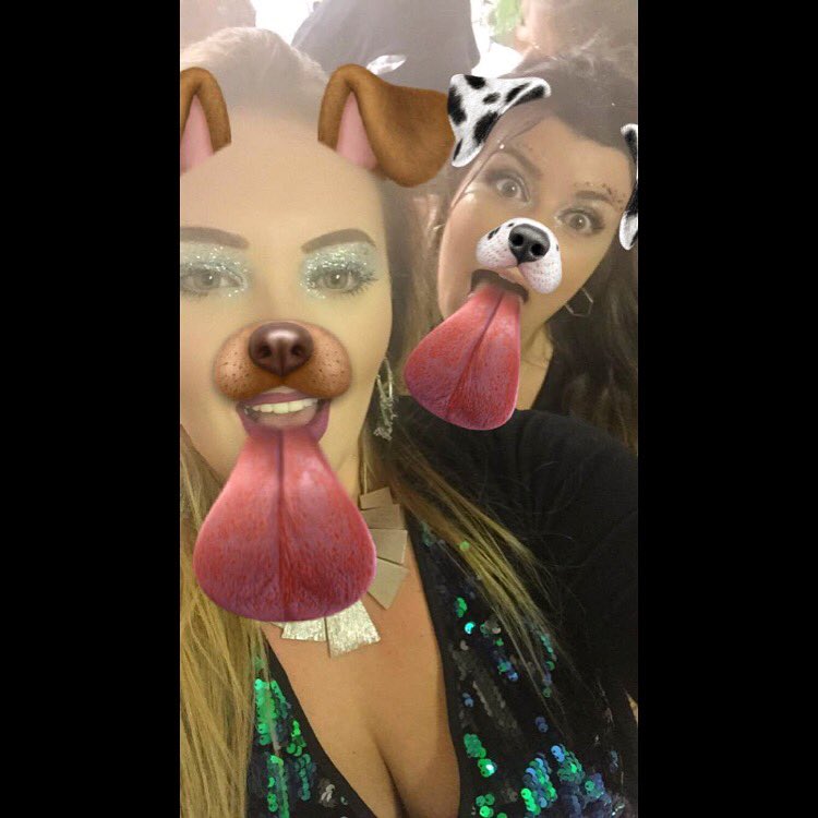 jewanneee's tweet photo. all glitter everywhere✨☄ #frENDzy https://t.co/cEaWcckFFR