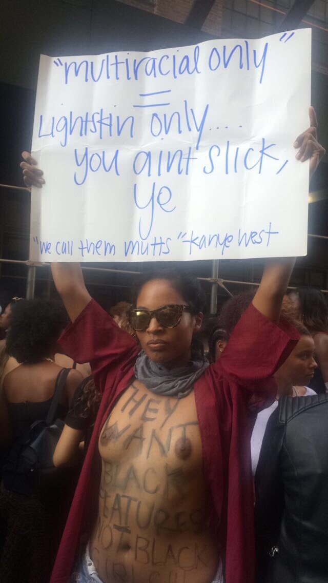 ivieani's tweet photo. A protestor at the Yeezy season 4 casting https://t.co/mgvOGIAsYQ
