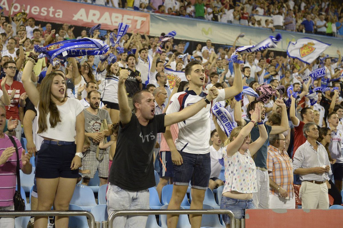 Ambientazo en La Romareda, debut y victoria del equipo. No se puede pedir mucho más. ¡A seguir!
👏⚽💪
#VamosRZ