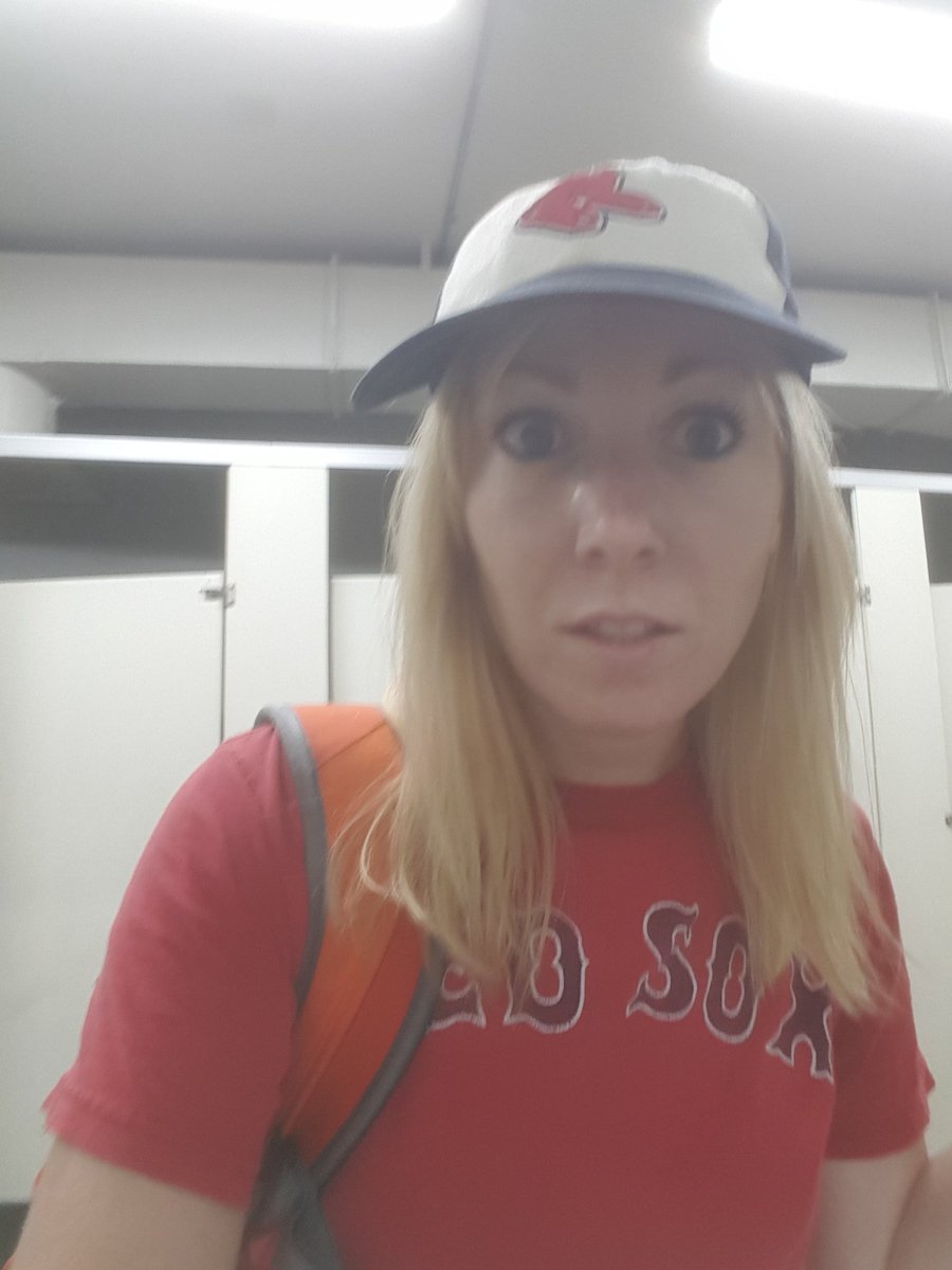 thekimmartel's tweet photo. Whenever I wear a hat I look like a tragic combination of Wayne and Garth #Gyane https://t.co/pKPesLXgTi