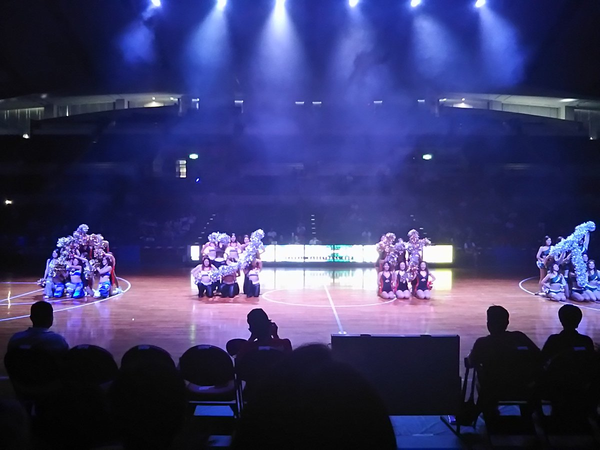 knao33's tweet photo. かんバスカップ
「カンサイ」「Bリーグ」
4チームのチアパフォーマンスが見られるなんて、贅沢な一日だった(^^) バスケも面���いけど、やっぱりチアも好き♪ https://t.co/17pEx6dErT