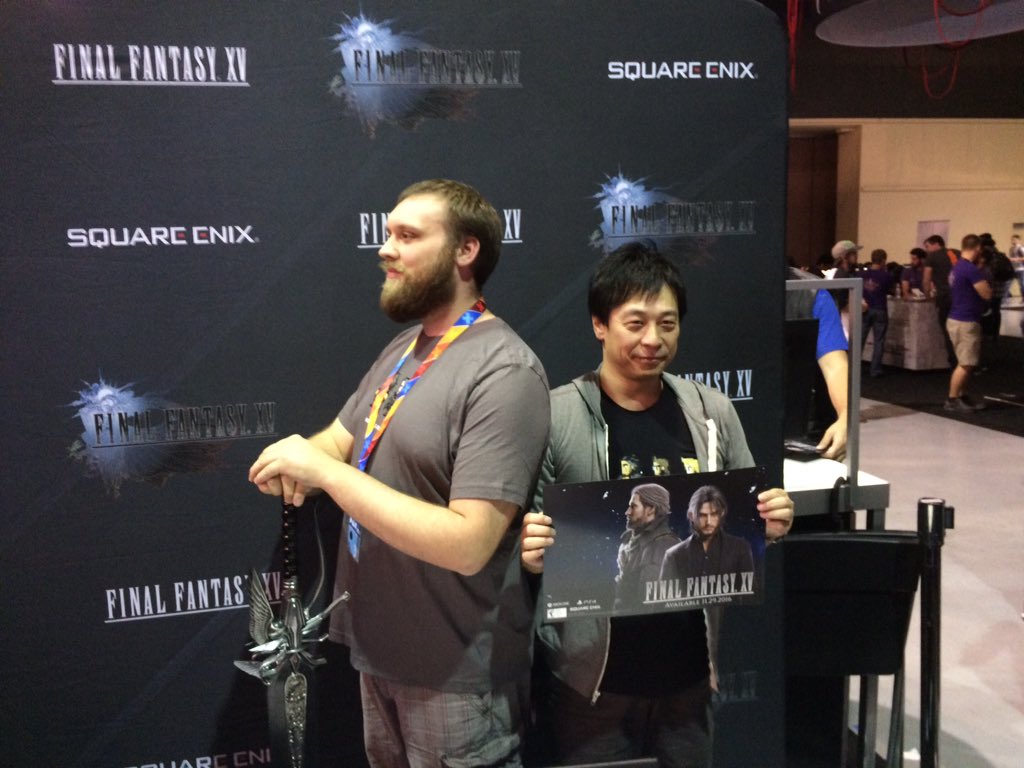 FFXVEN's tweet photo. Tabby can't help but remember his moment w/King Regis last year at PAX! Reunited and it feels so good! #PAXWest2016 https://t.co/4xS6Qj3byB