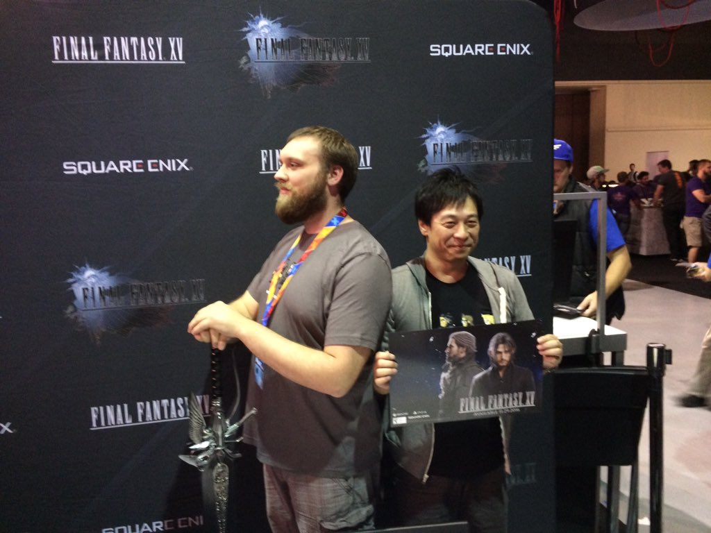 FFXVEN's tweet photo. Tabby can't help but remember his moment w/King Regis last year at PAX! Reunited and it feels so good! #PAXWest2016 https://t.co/4xS6Qj3byB