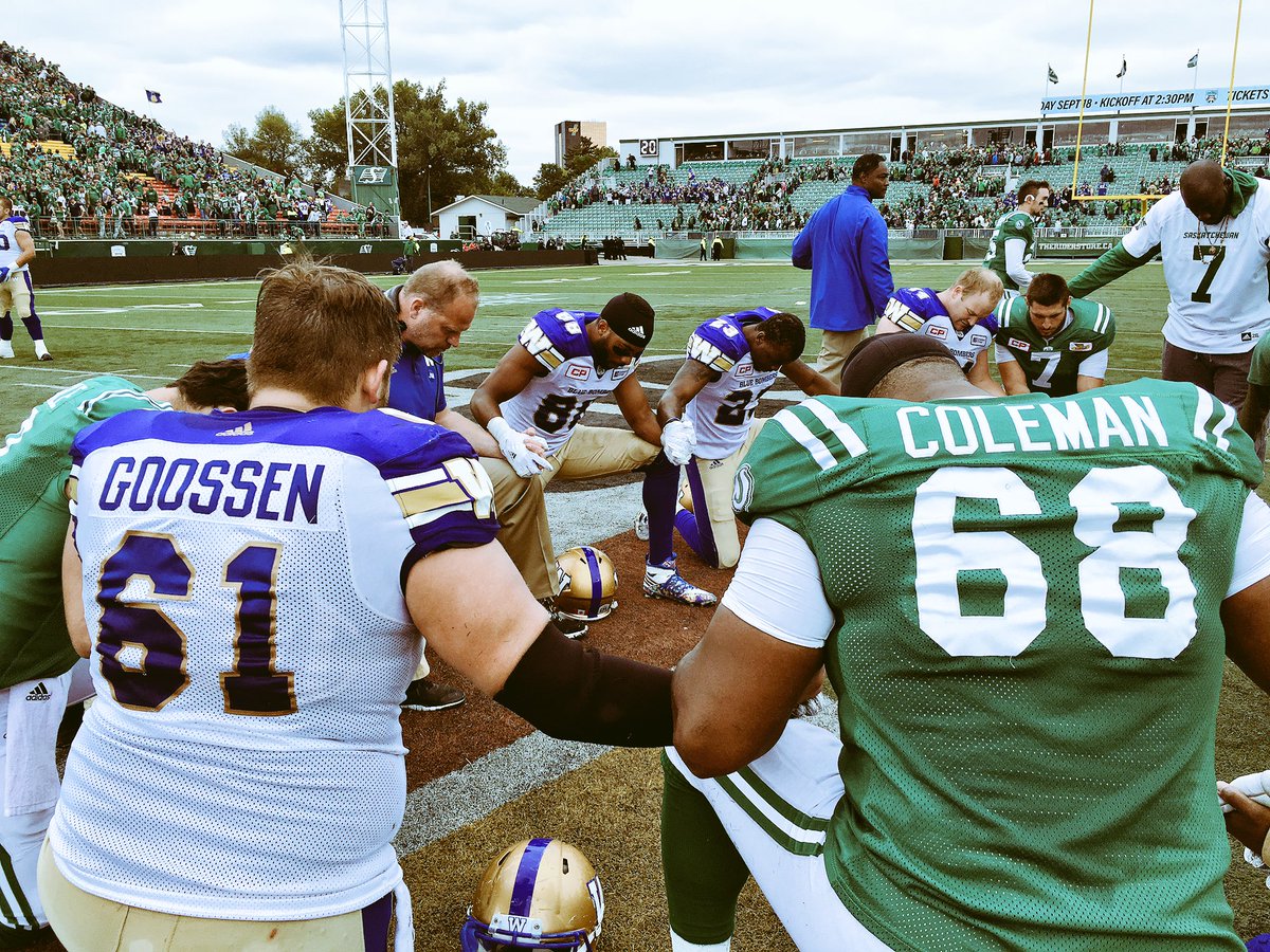 sskroughriders's tweet photo. After the battle from Mosaic. See you in Winnipeg next week, #RiderNation. #LDWeekend https://t.co/CNBlaDyMJZ