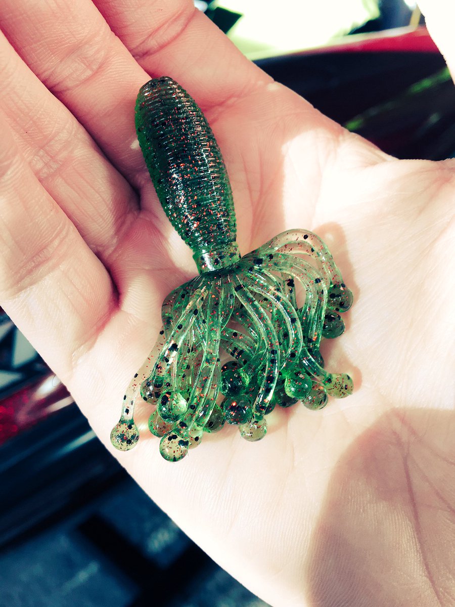 mister_lowkey's tweet photo. Mis lures para torneo de fin de semana
Pescando lobina con "great old gods" y "facehuggers" #cthulhu #chulum #aliens https://t.co/GjSPo2cxa8
