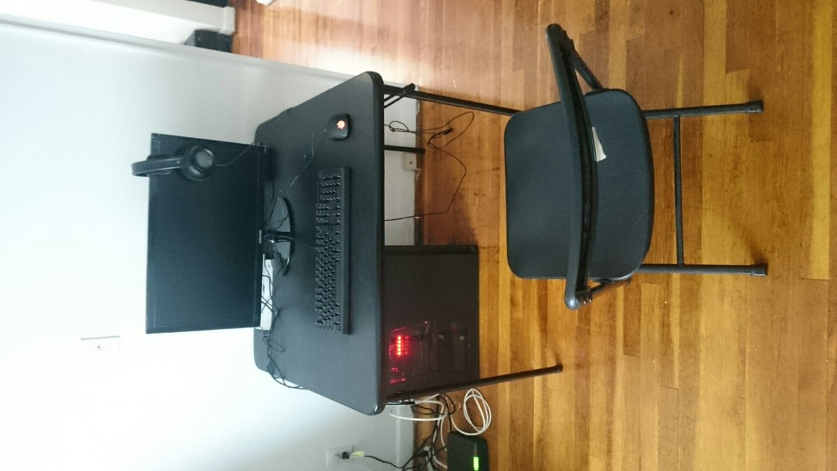 ShriDushyant's tweet image. Five hours and three trips to the store later, here she is... All black everything herself. #PCBuild