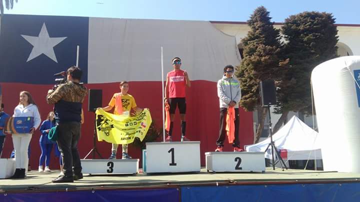 cwx_chile's tweet photo. Pablo Mena con CW-X en el 1ero
Con Pro short y Revolution calf @cwx_usa @coridaarmyvalpo @RunnersPro @hammer_chile https://t.co/YFtiqPvnwj
