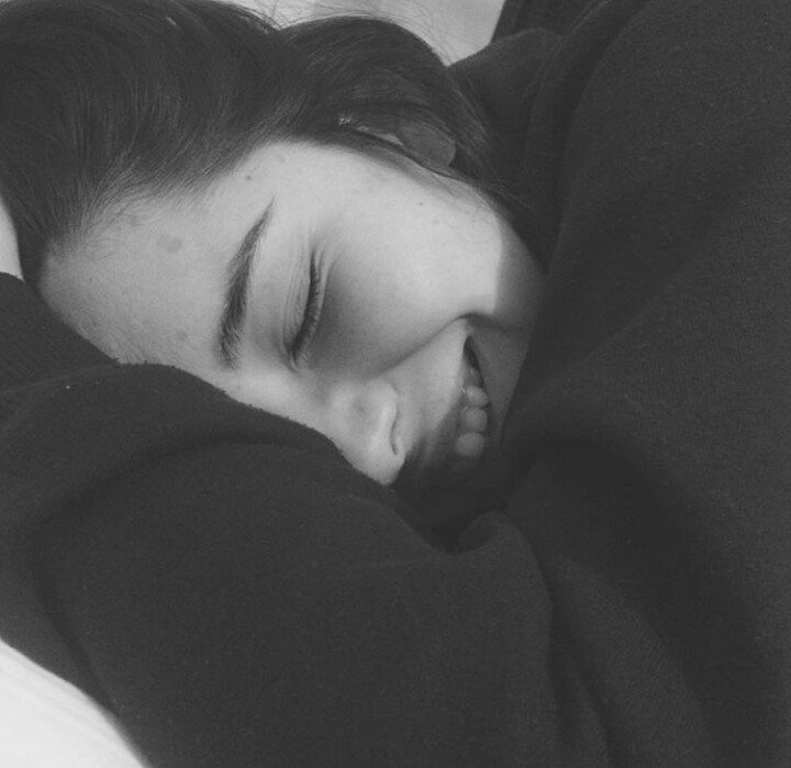 TJaviii's tweet photo. Me quitaste mi cama 😞 ❤ https://t.co/5CEP6xNgS5