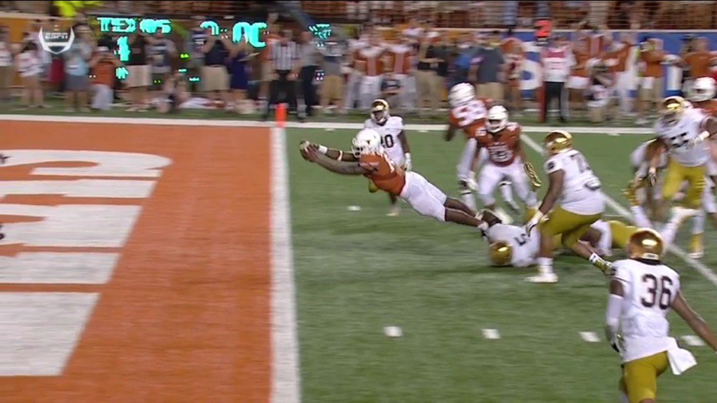 ESPNPR's tweet photo. "Texas is back, folks." - Joe Tessitore #NDvsTex https://t.co/BAet7YjVcF