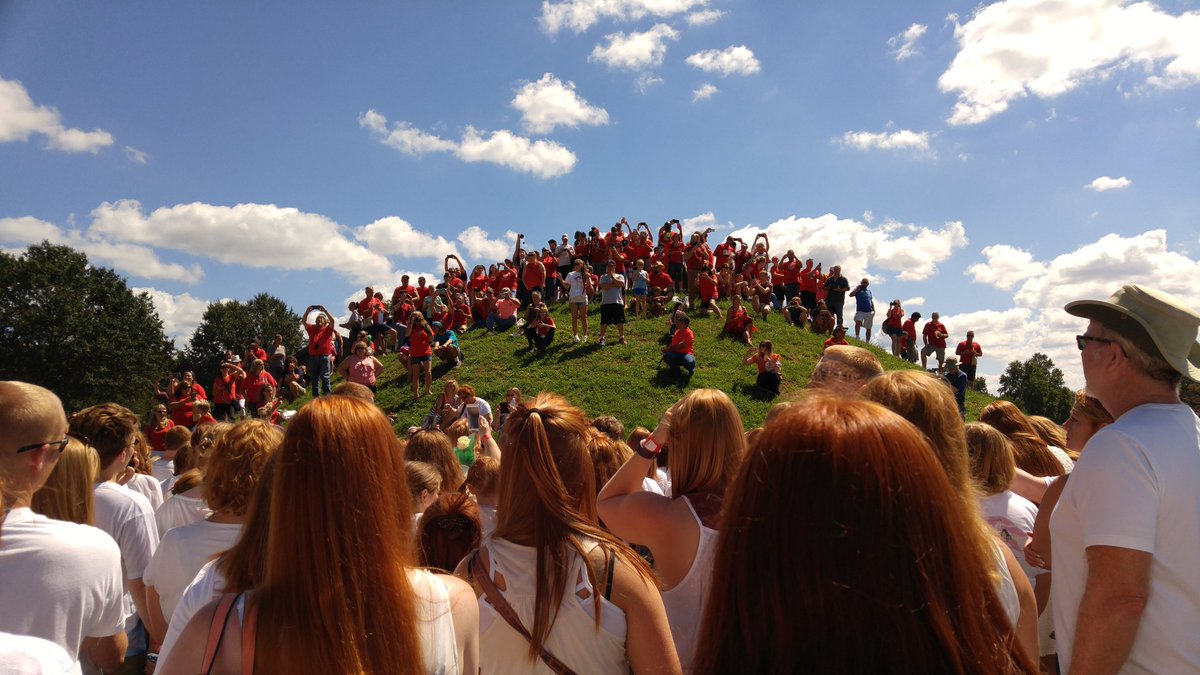 MrsStephie412's tweet image. Wonderful &amp;amp; Beautiful day! Proud to be a Redhead 😉 #WVRHF #WVRedHead #Redhead #ProudtobeRed