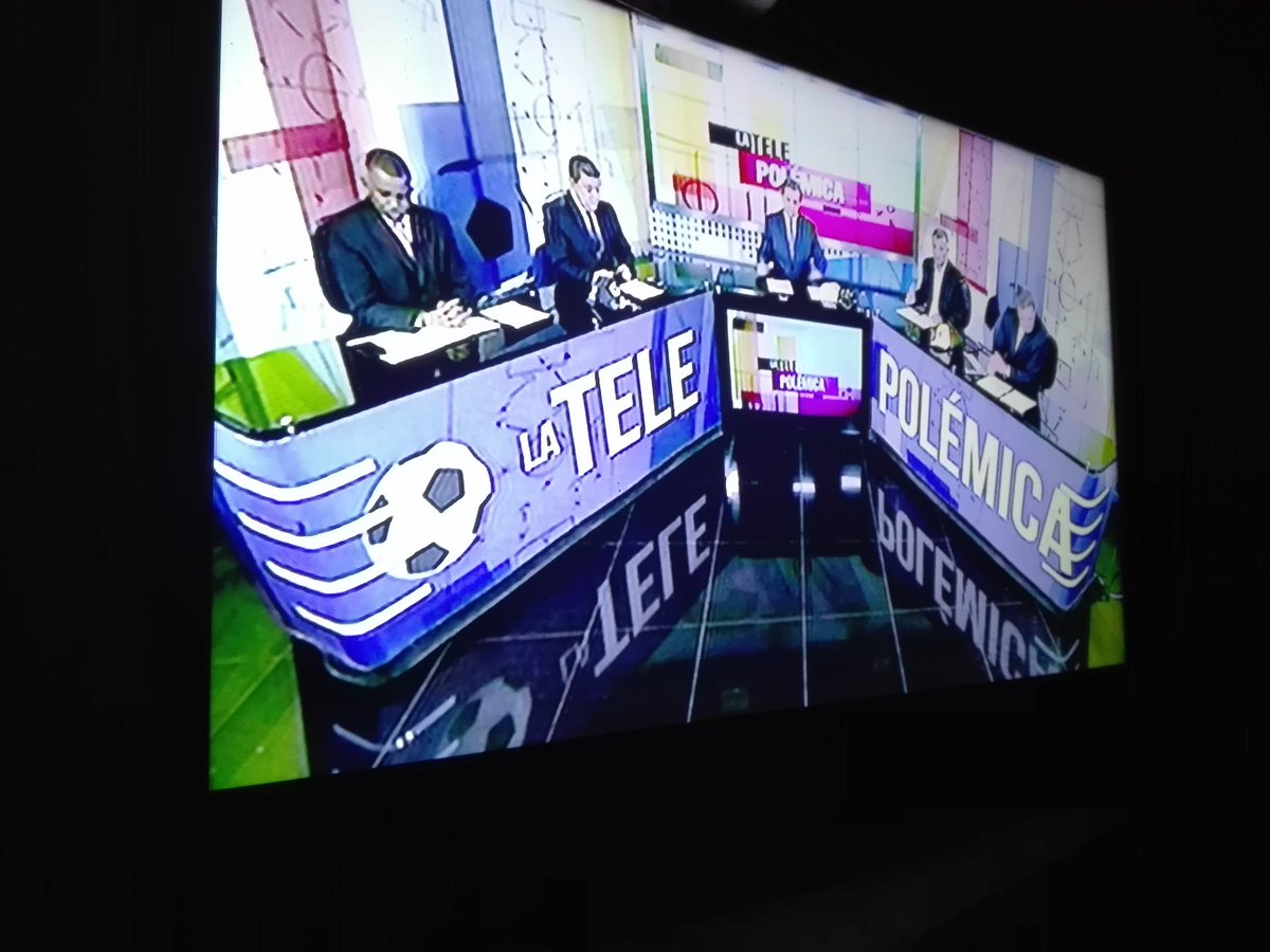 #YoVeoLaTelepolemica. Buen programa. Quiero la camisa de la selección Colombia  <a href="/estejaramillo/">Esteban Jaramillo O</a> @LaTelepolemica