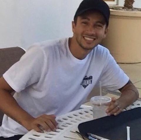 xBlurryxtubex's tweet photo. Entrar a este hastg fue la peor desicion guarde todas las fotos que vi #TylerJosephDimples https://t.co/1wmQyCE2aq