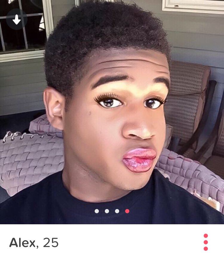 Tinder_Nopes's tweet photo. Alex just wants you to see all his best angles. #justswipeleft https://t.co/myaueWXsXk